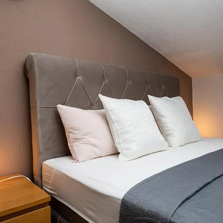 Apartament Dino